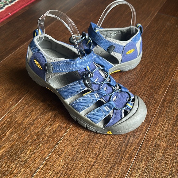 KEEN - Newport Sandals - Women's Size EU 38 - Picture 10 of 11